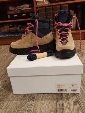 Canada Goose Journey Boot Lite Atlantic Navy/Tan